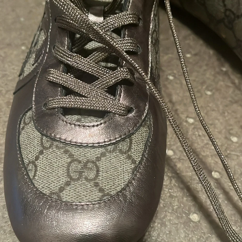 Vintage Gucci Sneakers - Picture 2 of 8